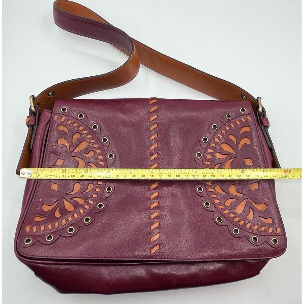 Hype Burgundy Leather Messenger Bag –‎ Cutout Floral Design – Adjustable Strap - Picture 6 of 8